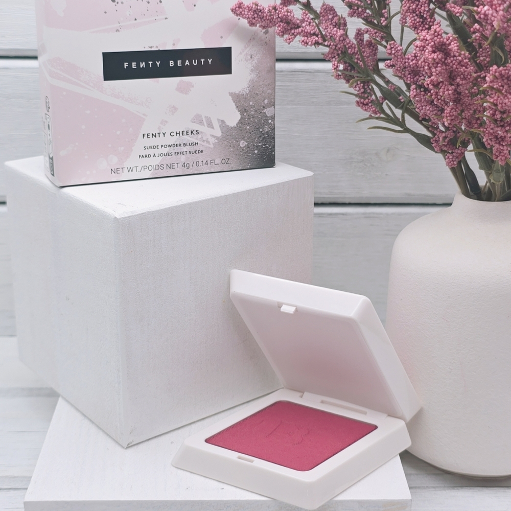 Fenty Beauty Fenty Cheeks Suede Powder Blush